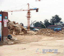 碧桂園南灣地項(xiàng)目建設(shè)規(guī)劃公示 地基與基礎(chǔ)工程全面施工中